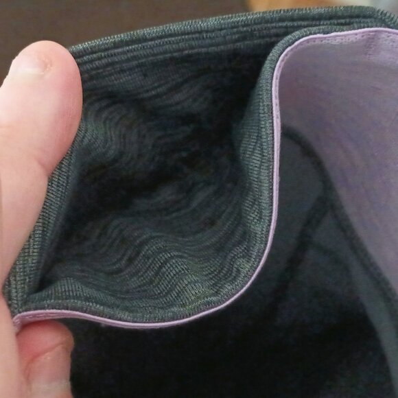 VGUC ~ Women's  Under Armour's Tech Printed Panel Leggings - Picture 3 of 5